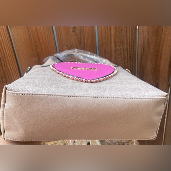 Juicy Couture Love Never Dies Tote Bag - Picture 16 of 16